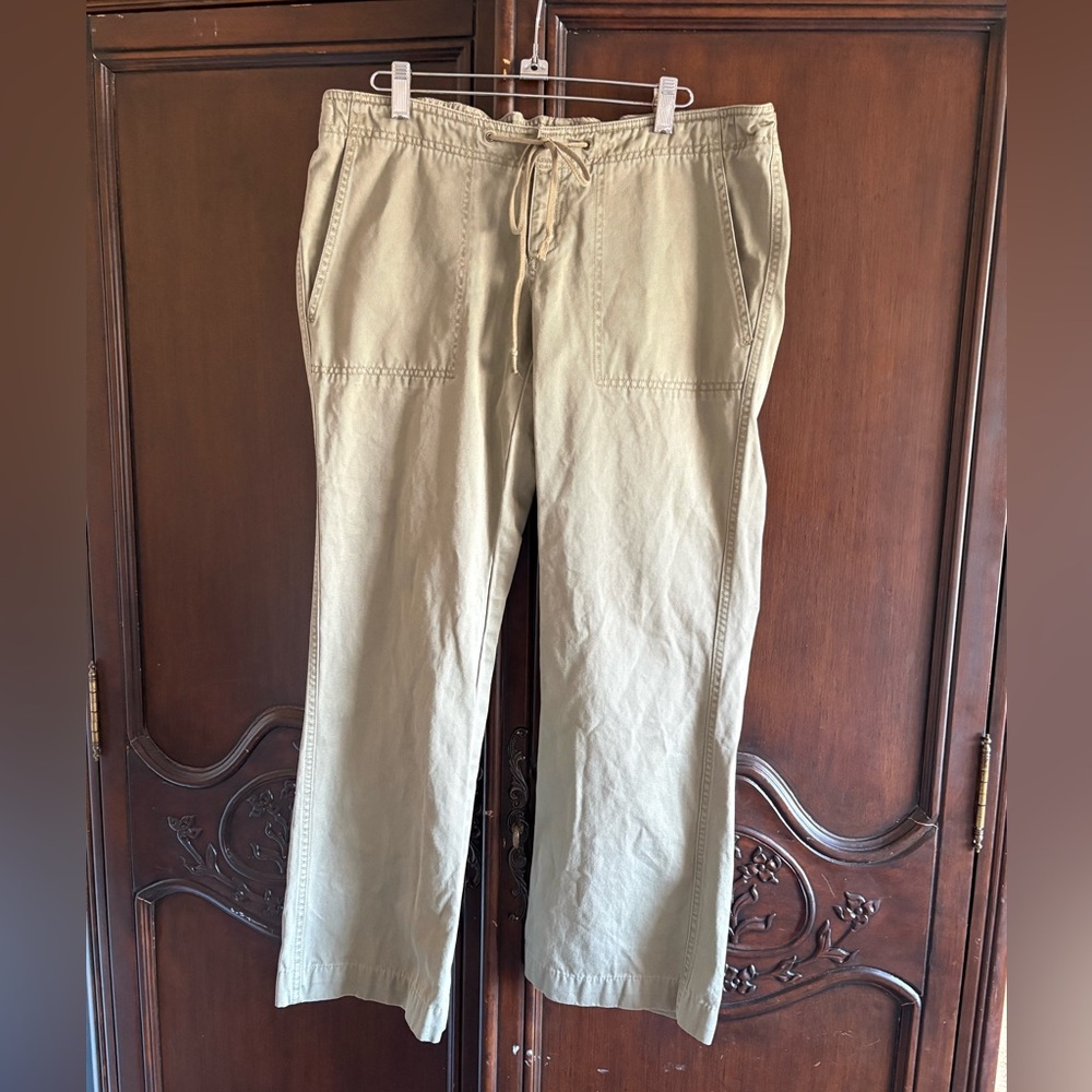 Old Navy Y2K Maternity Olive Green Cotton Chino Pants size Medium